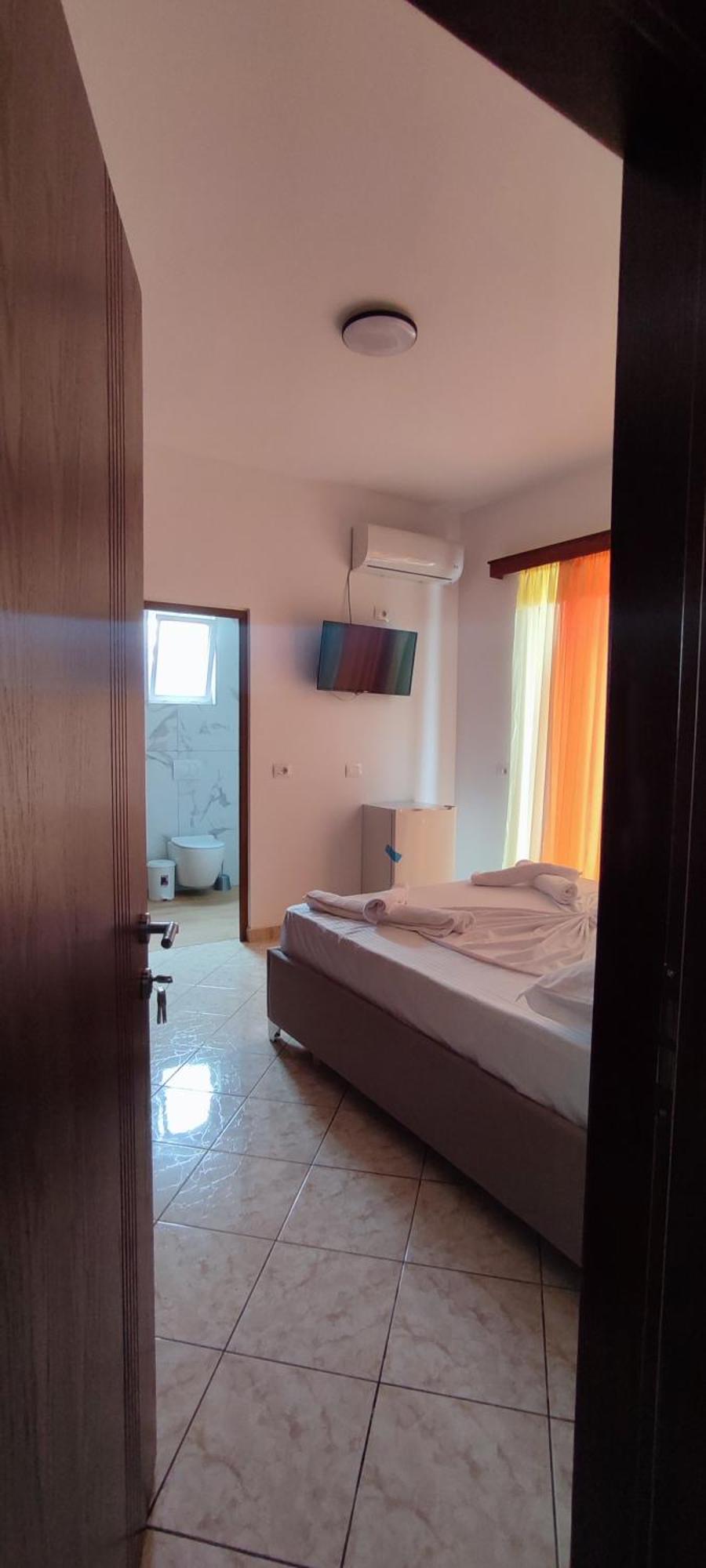 Shapa Guest house *