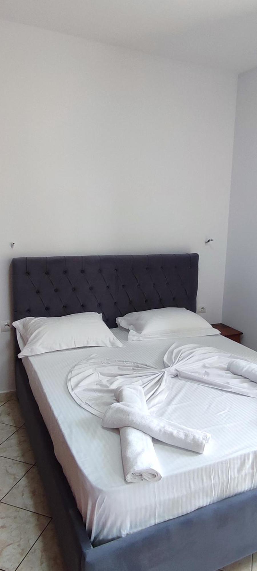 Shapa Guest house